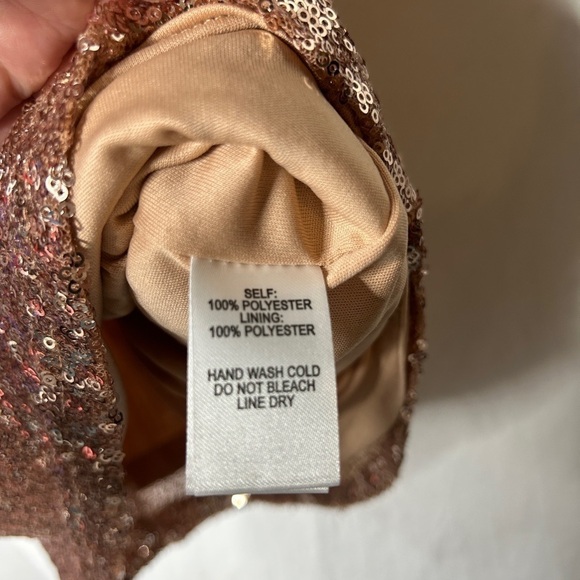 NWT Lulu’s Delightful Ways Rose Gold Sequin Dress - Picture 7 of 11